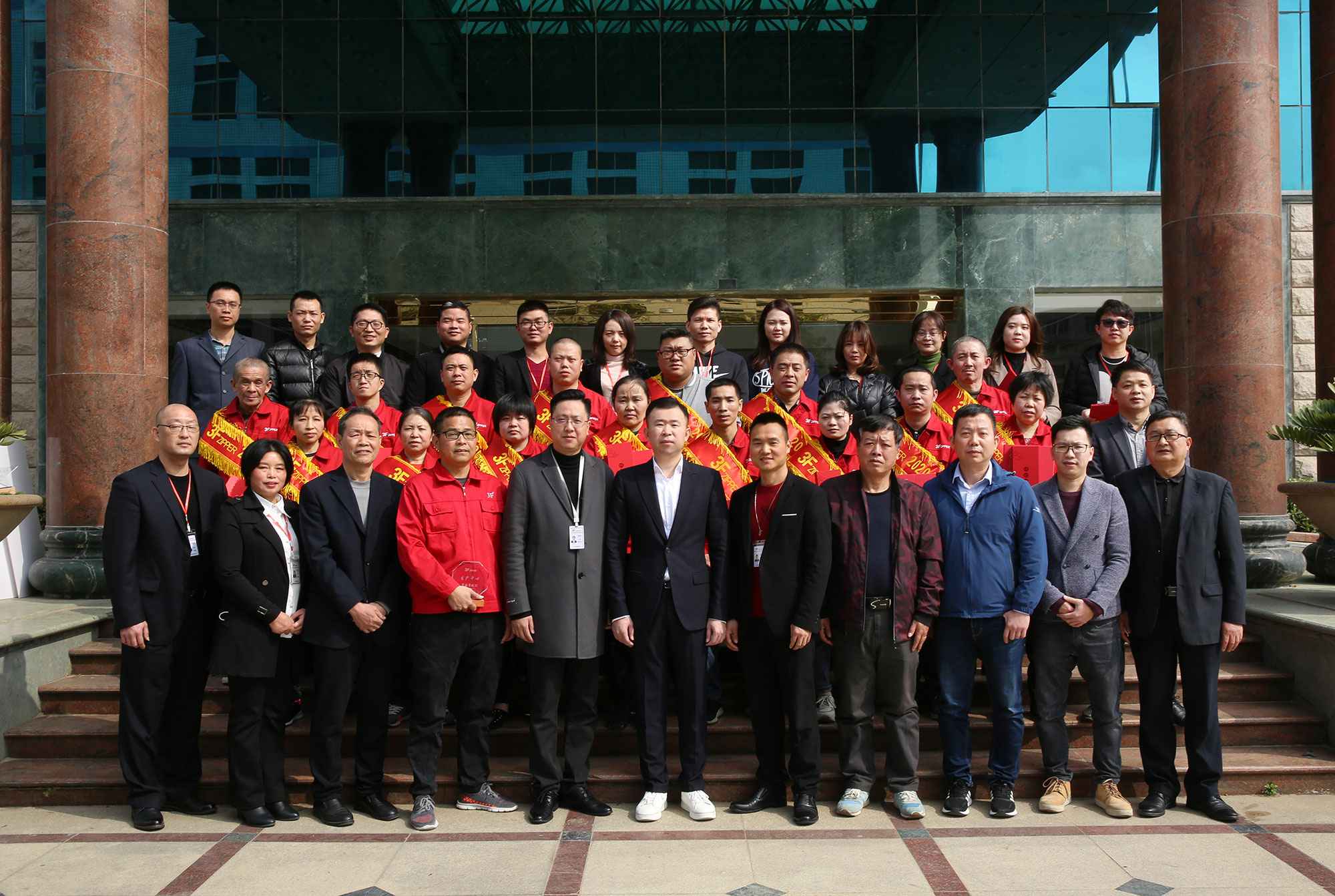 3F半岛·网站页面登陆入口-半岛online(中国)召开2020年度经营总结暨表彰大会